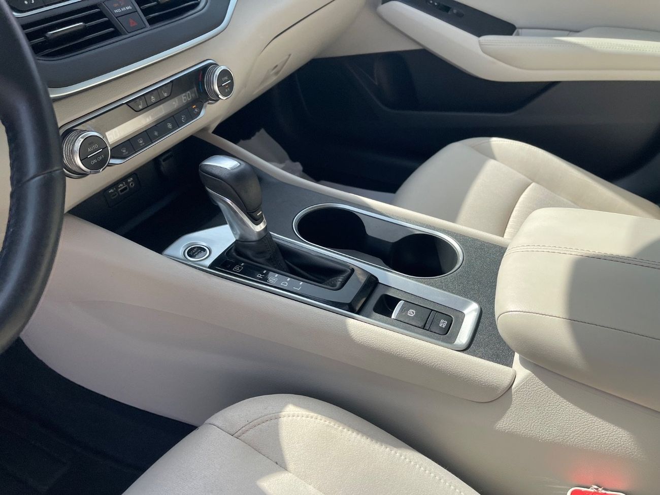 Nissan Altima SV 2.5L