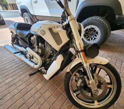 هارلي ديفيدسون في رود Limited Edition Pearl White, Clean Bike