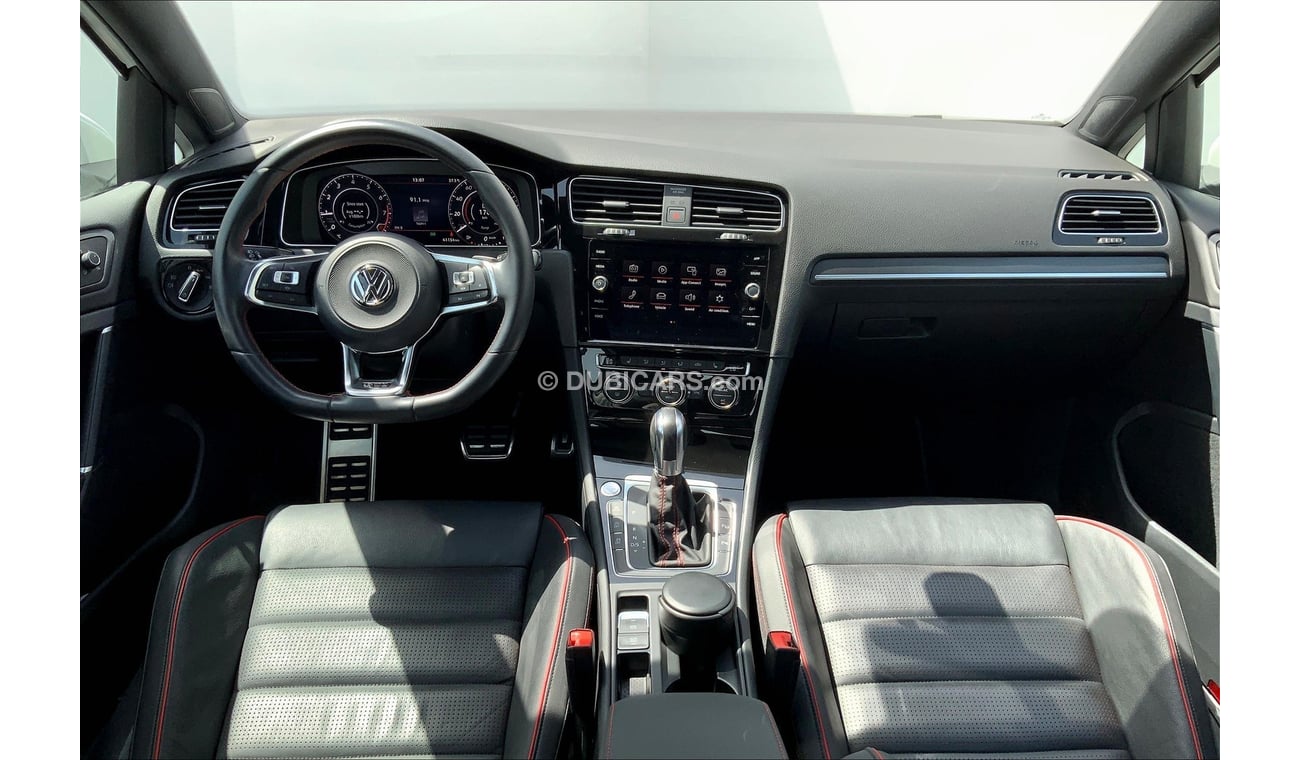 Volkswagen Golf GTI P1 (Leather Seats)