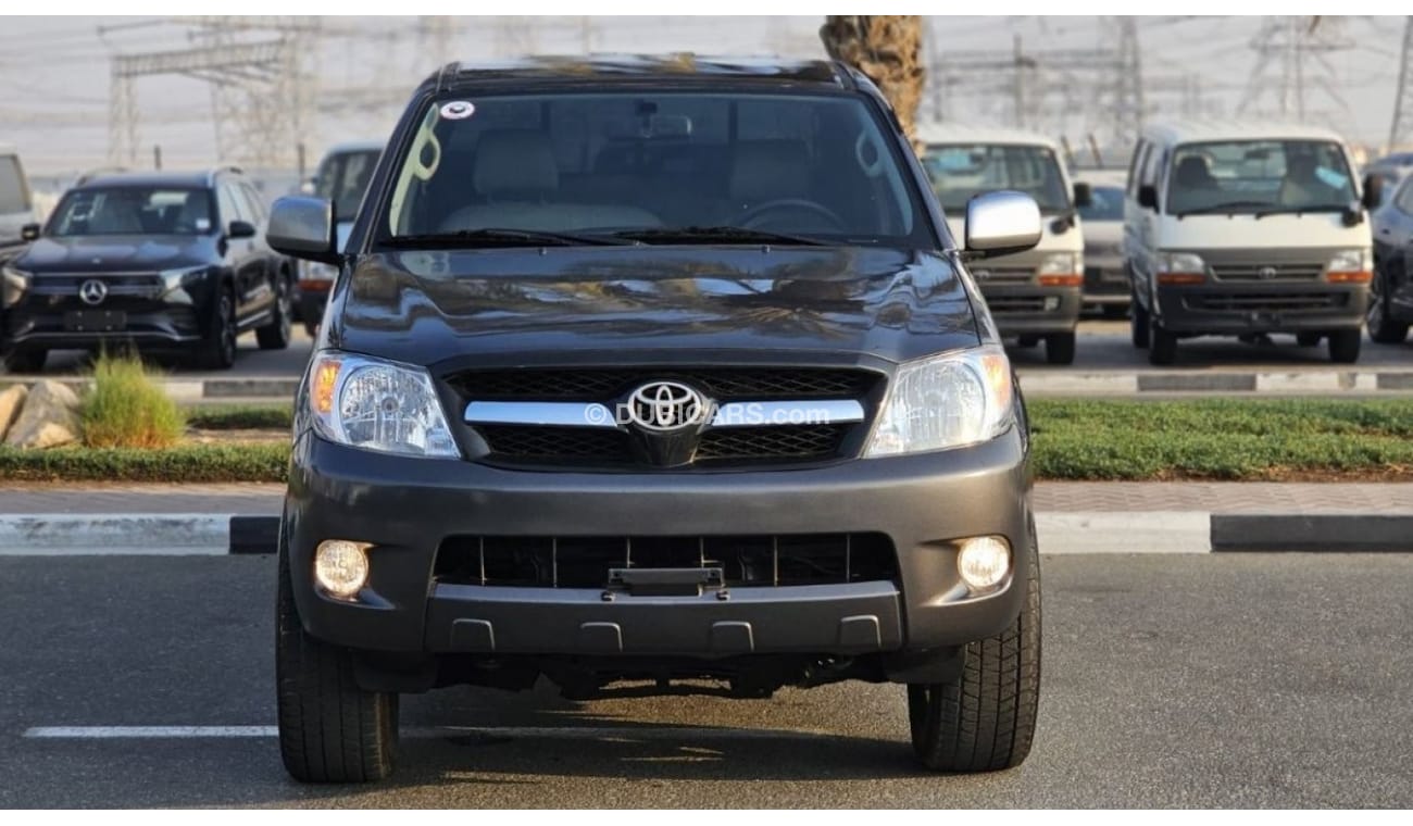 Toyota Hilux DIESEL 2KD | 2.5L ENGINE | LEFT-HAND-DRIVE | SIDE BODY STICKER | ALLOY RIMS | TINTED WINDOWS