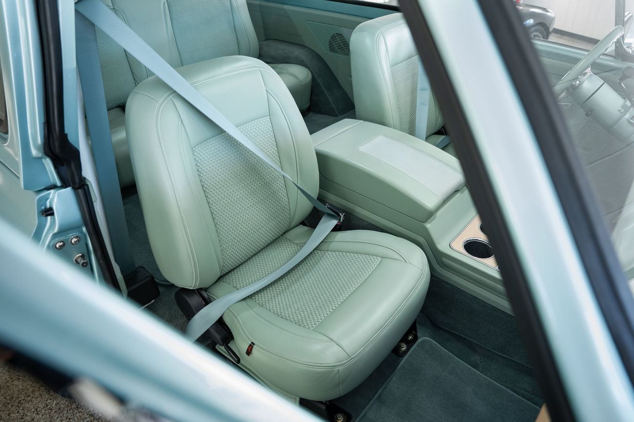 شيفروليه بليزر K5 Velocity Restorations LT1 10 Speed Pro Touring Restomod