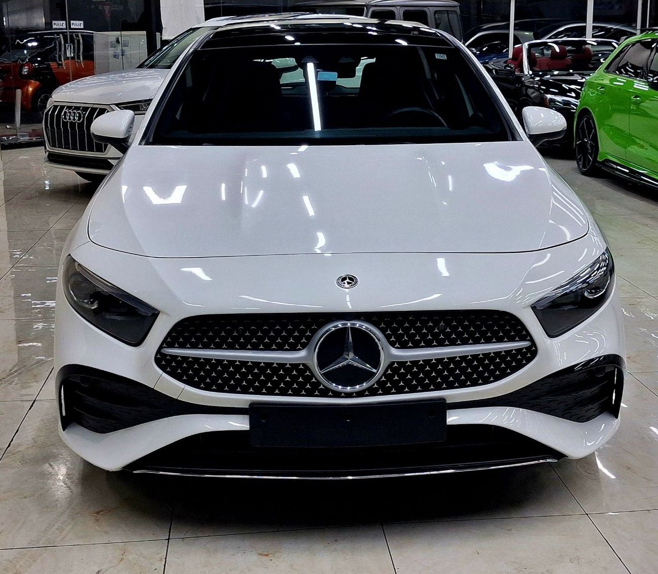 مرسيدس بنز A 250 STD (NON GCC) STD (NON GCC)