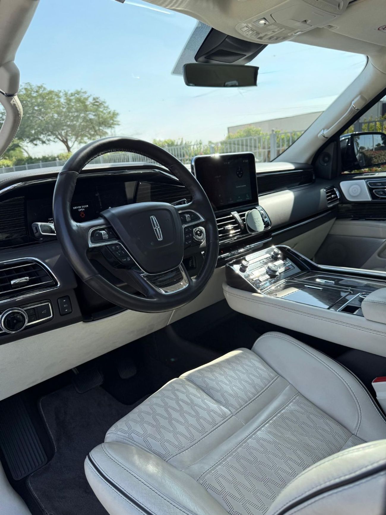 لينكولن نافيجاتور Presidential 3.5L