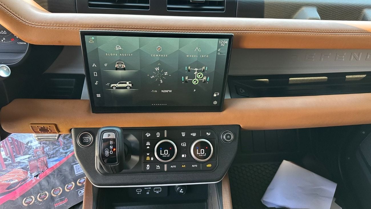 Land Rover Defender GCC | Full Service history | under warranty