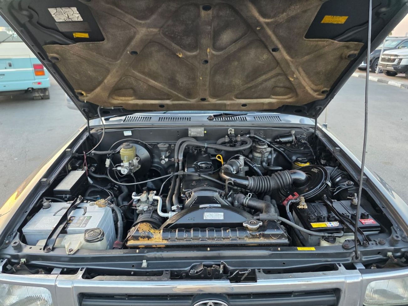 Toyota Hilux TOYOTA HILUX PICKUP RHD 1992 MODEL 2.8 L DIESEL MANUAL(PM11077)