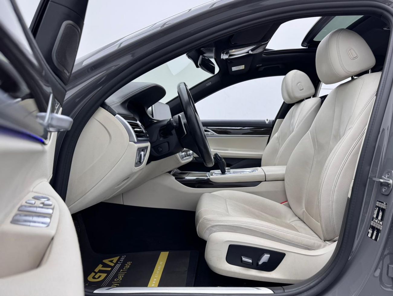 BMW 730Li Std 2.0L 2022 BMW 730li M-sport, 2027 BMW Warranty, 2027 BMW Service Contract, GCC