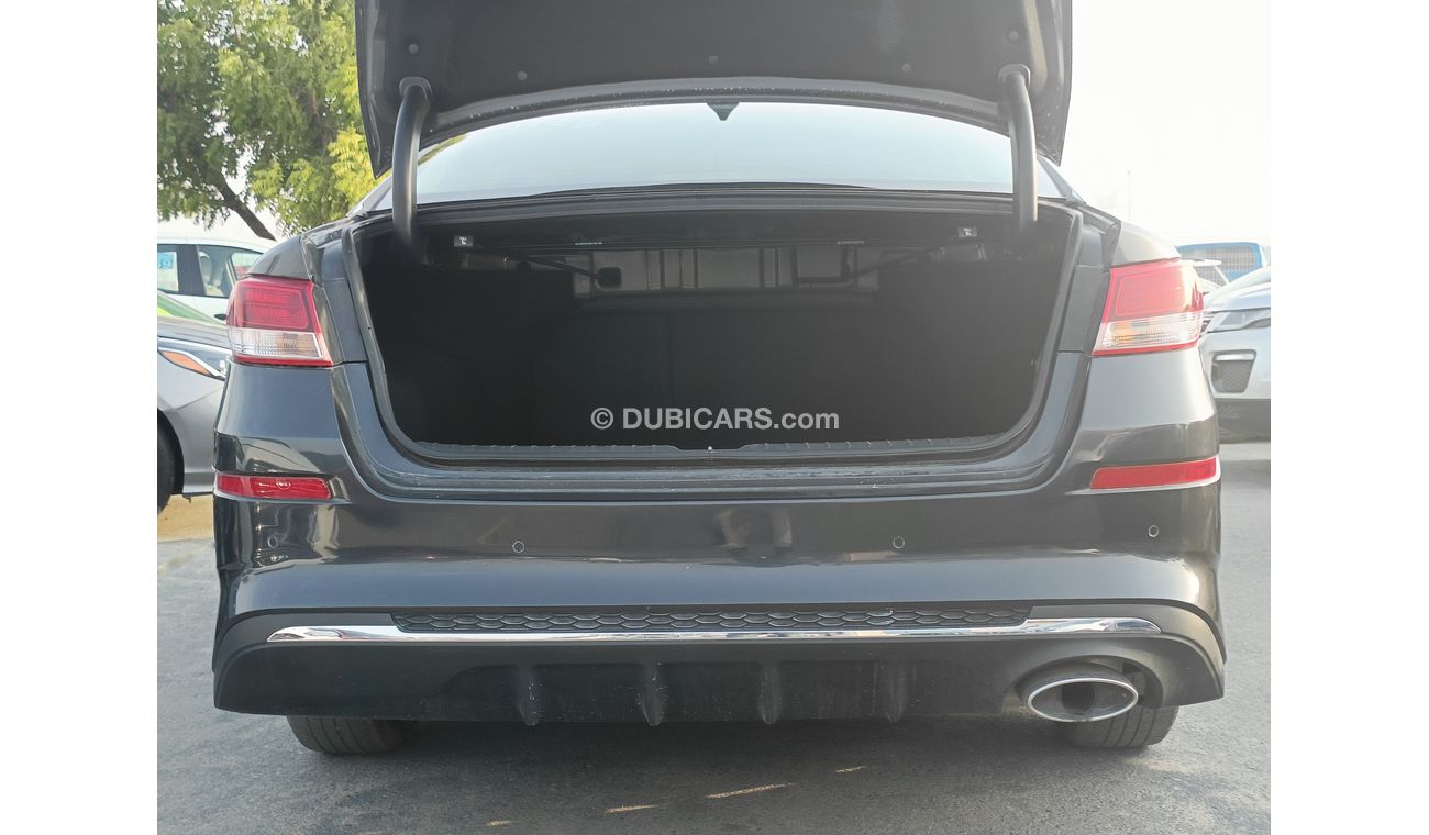 Kia Optima OPTIMA / V4 / 2.4L /  LEATHER SEATS / LOW MILEAGE(LOT # 8455)