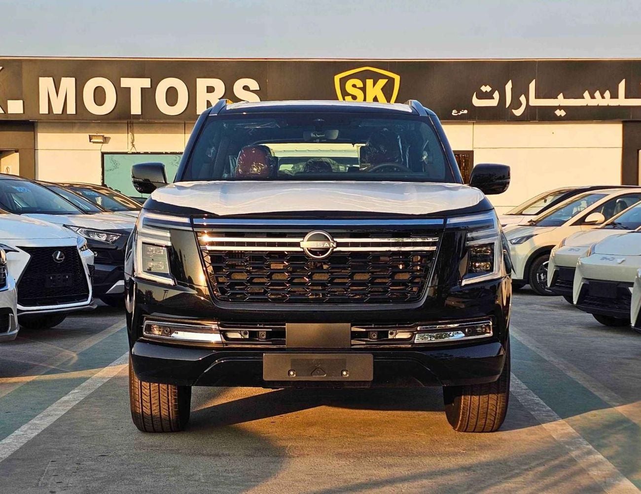 Nissan Patrol SE PLATINUM / 3.8L V6 /LEATHER WITH POWER SEATS/PANORAMIC ROOF/360*CAMERA/FULL OPTION (CODE#SE PLATI