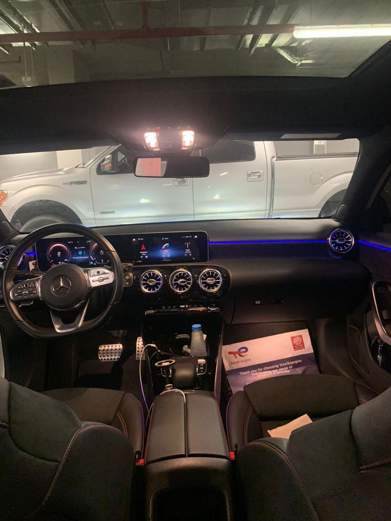 Mercedes-Benz CLA 250 Std 2.0L (221 HP)