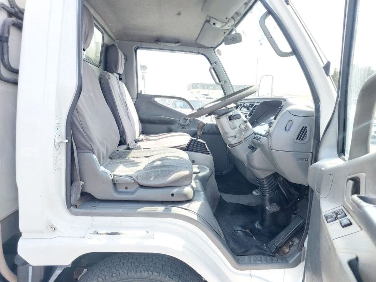 Mitsubishi Fuso Canter MITSUBISHI CANTER FREEZER TRUCK RHD 1997 MODEL 4.5 L DIESEL MANUAL(PM30771)