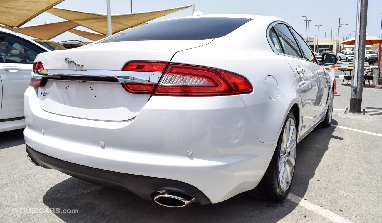 Jaguar XF 2.0