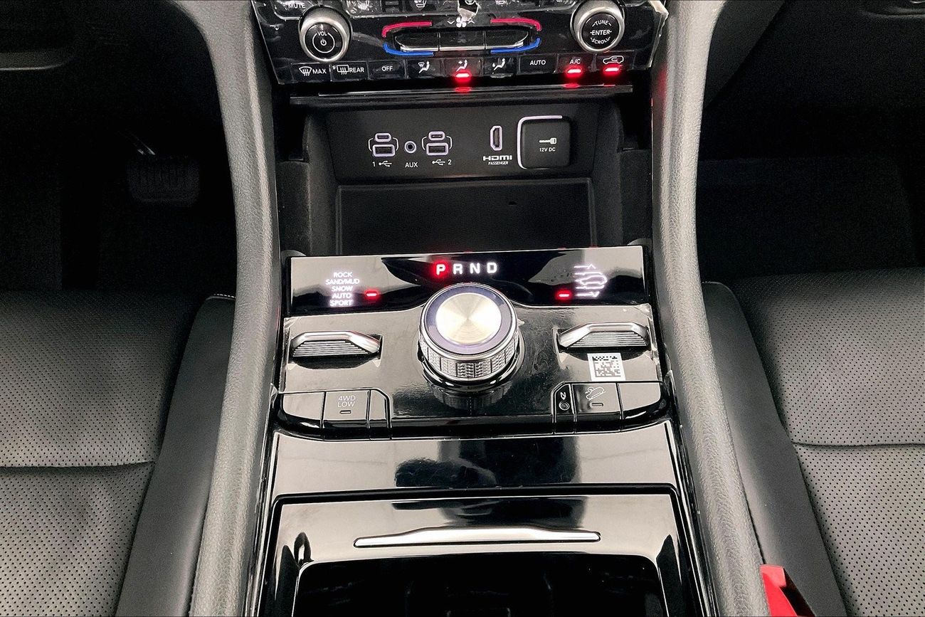 جيب جراند شيروكي Overland | ضمان مجاني لمدة عام | 0 دفعة أولى