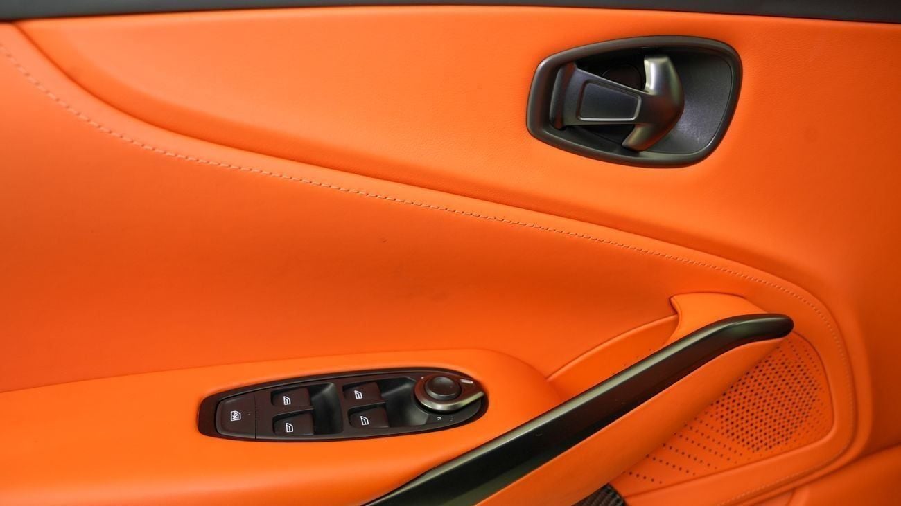 Aston Martin DBX Aston Martin DBX 707 – 2023 | Ultra-High-Performance Super SUV