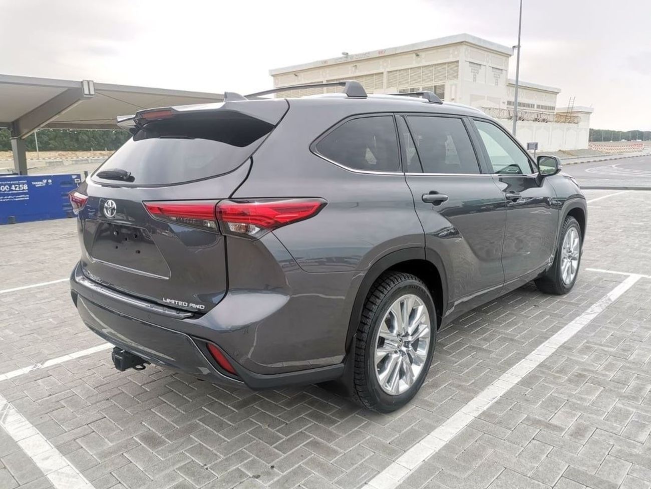Toyota Highlander Toyota Highlander Limited - 2022- Grey