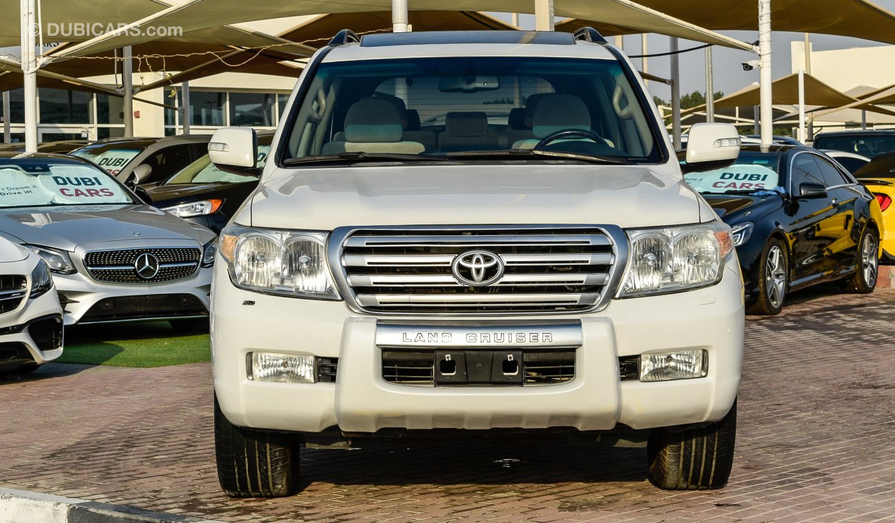 Toyota Land Cruiser GXR V8