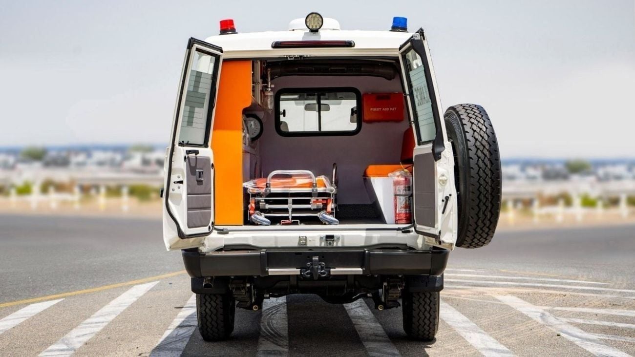 تويوتا لاند كروزر 70 LAND CRUISER LC78 HARDTOP 3DOOR  AMBULANCE 2026