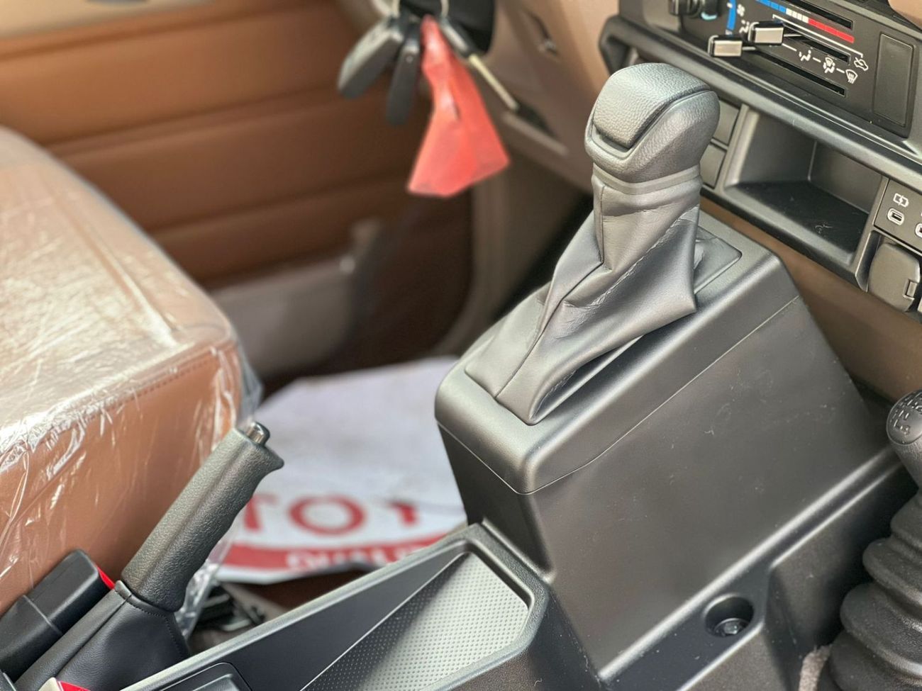 تويوتا لاند كروزر 70 Toyota Land Cruiser LC 76 4.0 2025