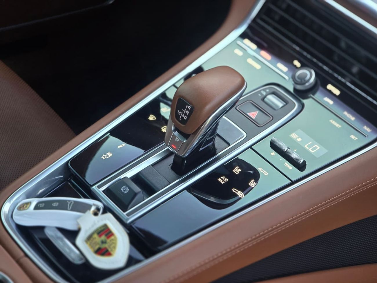 Porsche Panamera 4 PORSCHE PANAMERA 2022 KOREAN // PLATINUM EDITION // ORGINAL PAINT // LOW MILGE // PERFECT CONDITIO