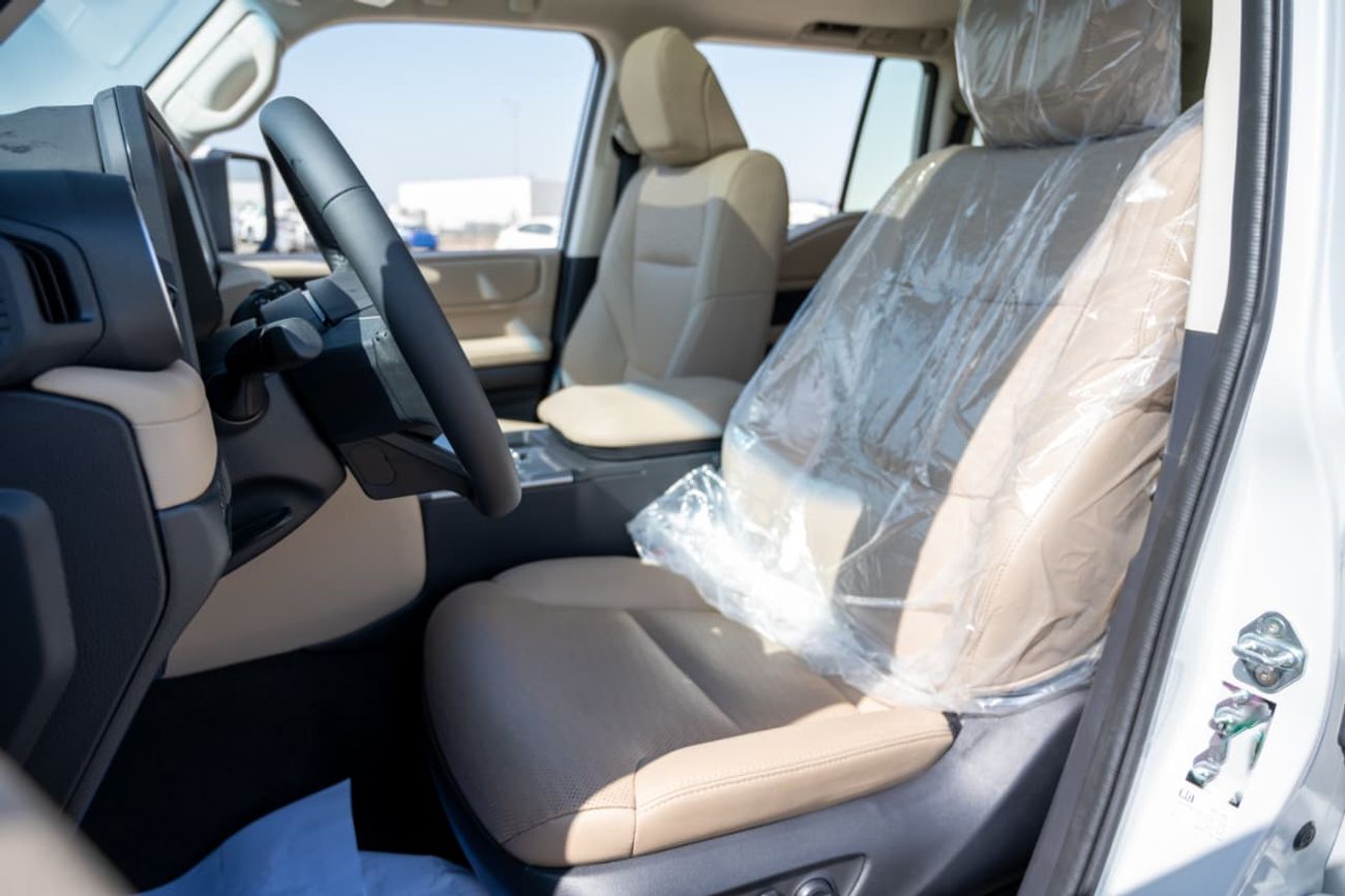 تويوتا برادو 2.4L Turbocharged | 4 Cylinder | Automatic | 7 Seater