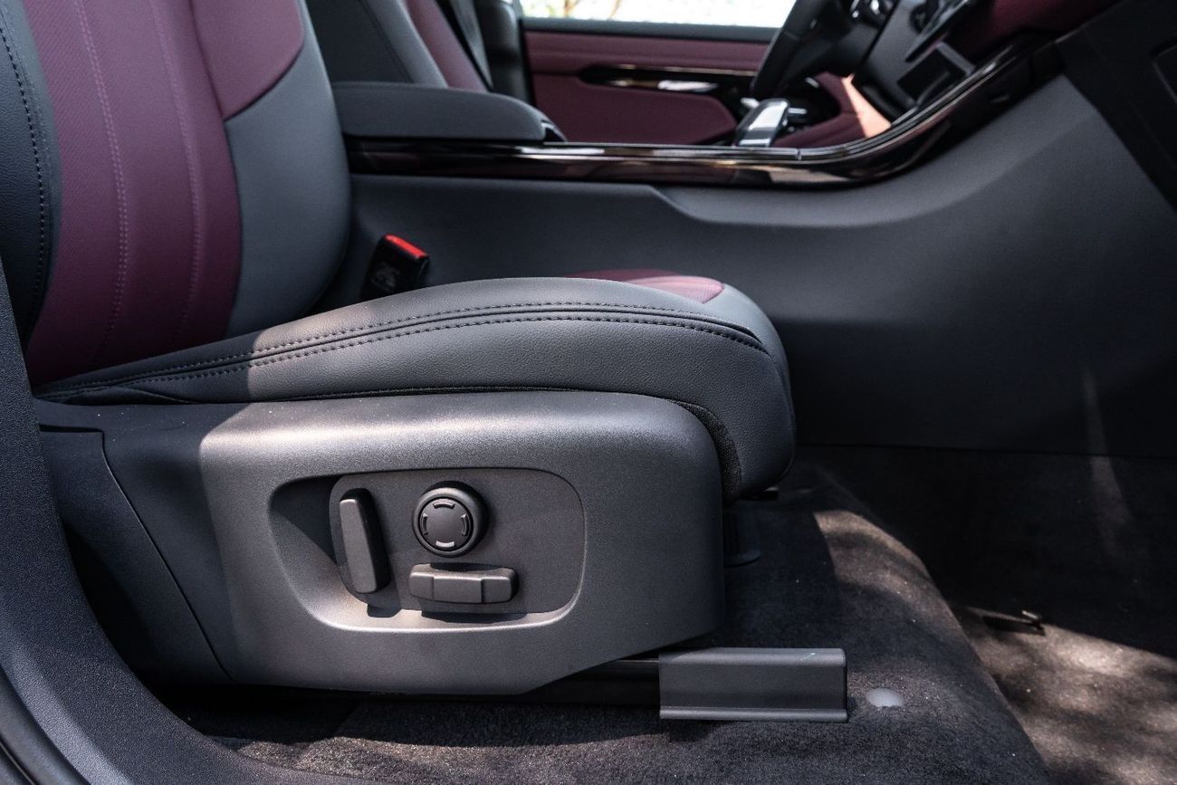 Land Rover Range Rover Evoque 2025 | RANGE ROVER EVOQUE 249PS PREMIUM HONOR