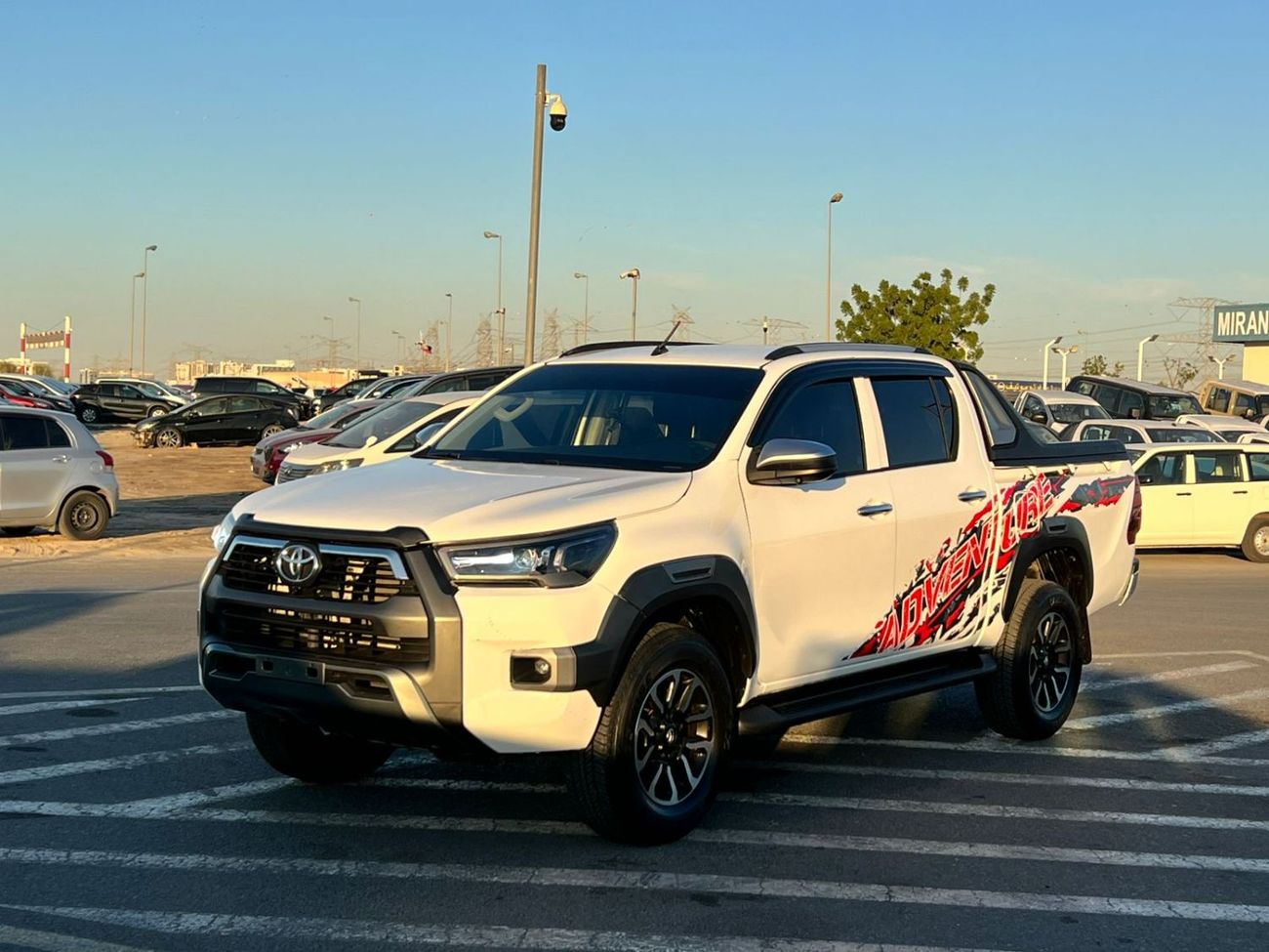 تويوتا هيلوكس 2019 Toyota Hilux GL Advanture Modified - 2.7L V4 - AWD 4x4- 360* CAM - Push Start - Patrol -