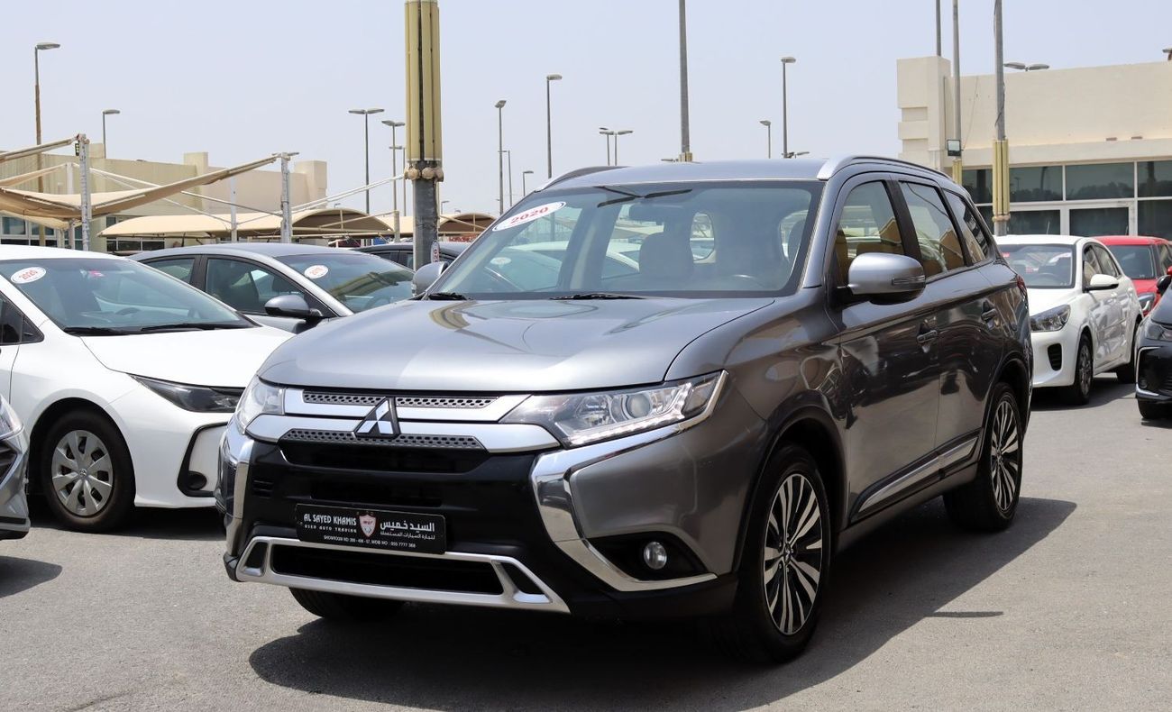 Mitsubishi Outlander GLX Basic MITSUBISHI OUTLANDER 2020  ACCIDENTS FREE - GCC - 7STR - 4WD - ORIGINAL PAINT - PERFECT CO