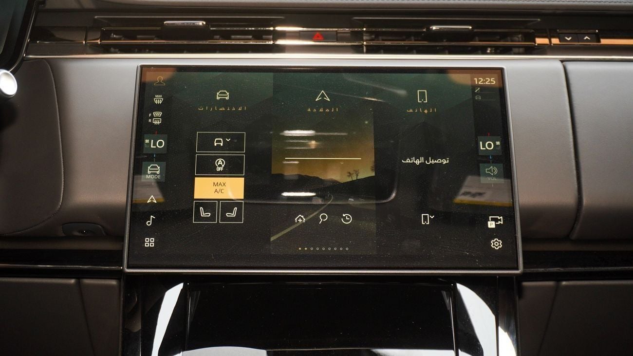 لاند روفر رينج روفر سبورت DYNAMIC SE P400