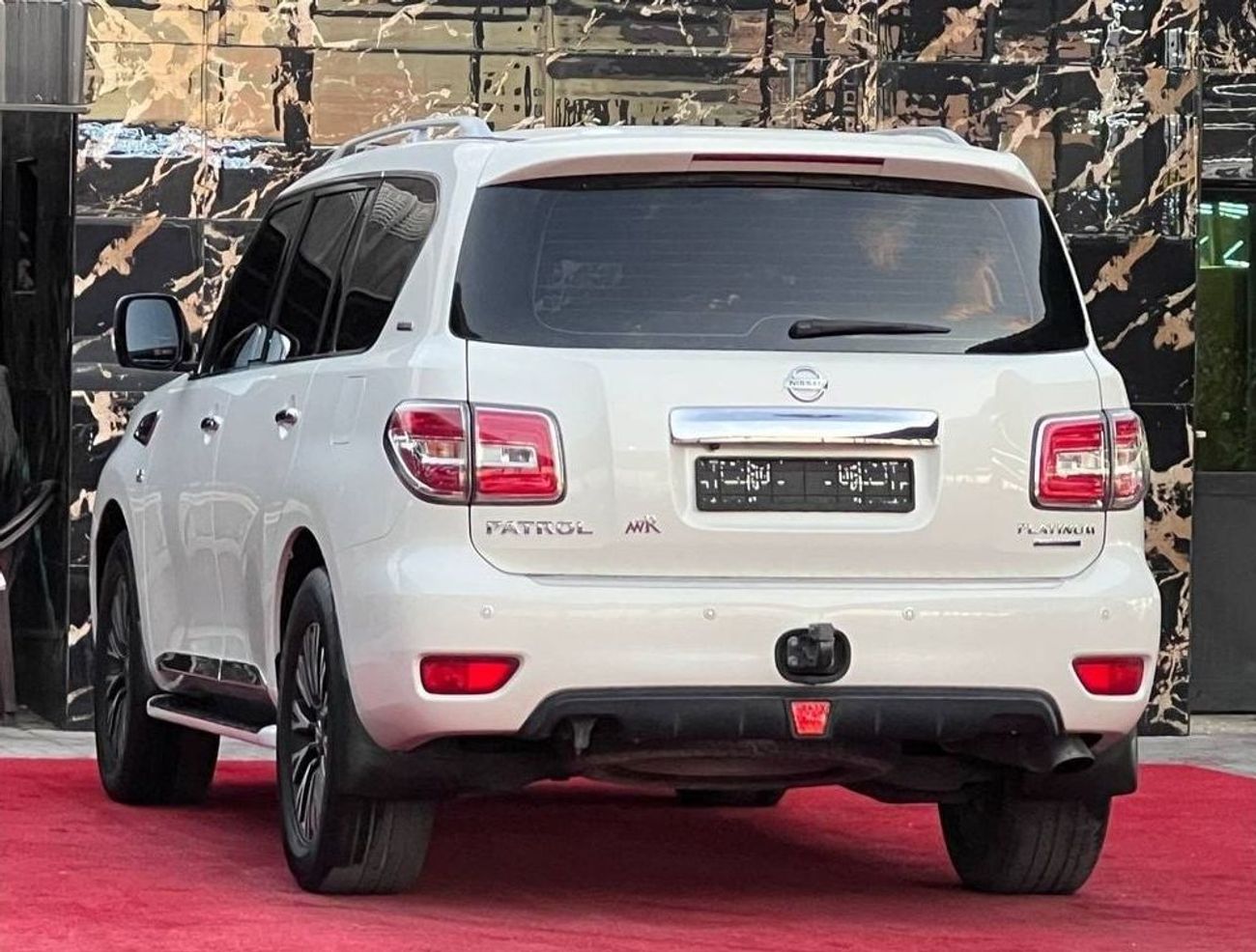 Nissan Patrol LE Titanium 5.6L