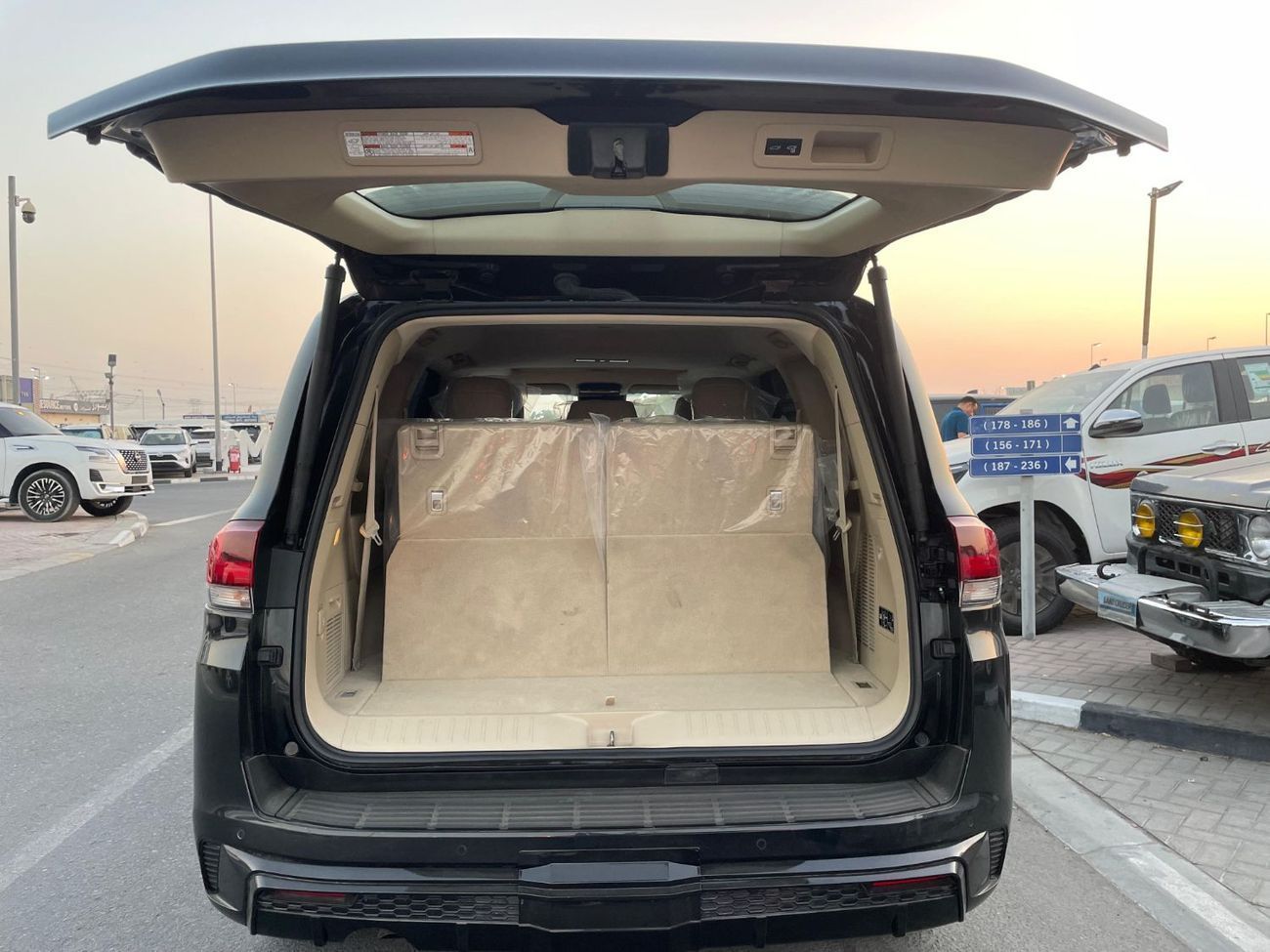 Toyota Land Cruiser GXR 3.5L