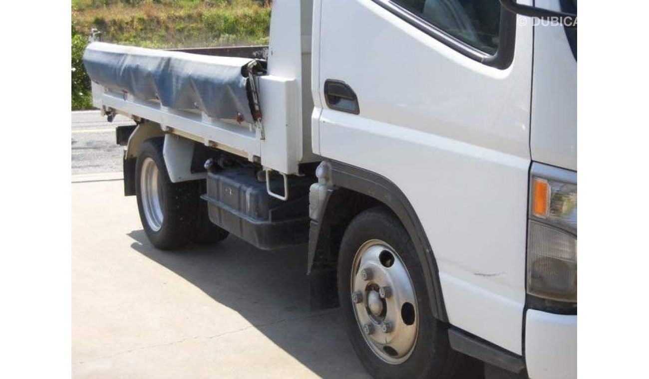 Mitsubishi Canter FE71BBD