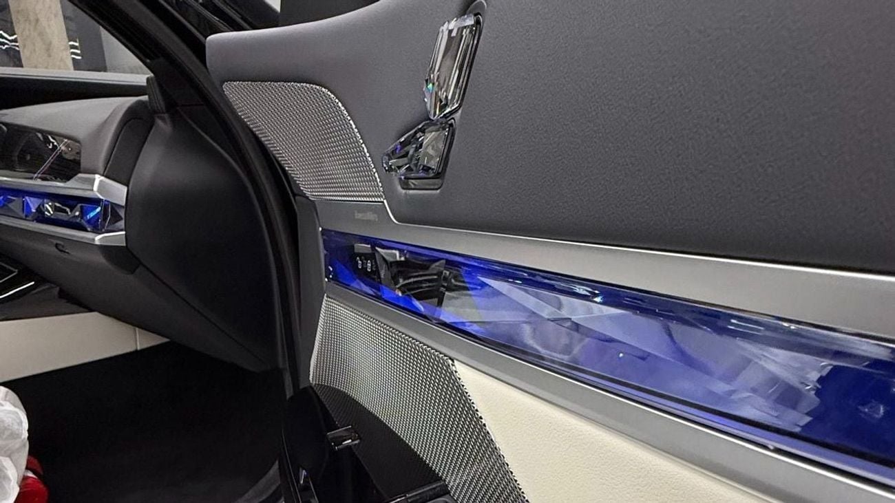 BMW 735 i | M Sport | Brand New | Dealer Warranty & Service Contract