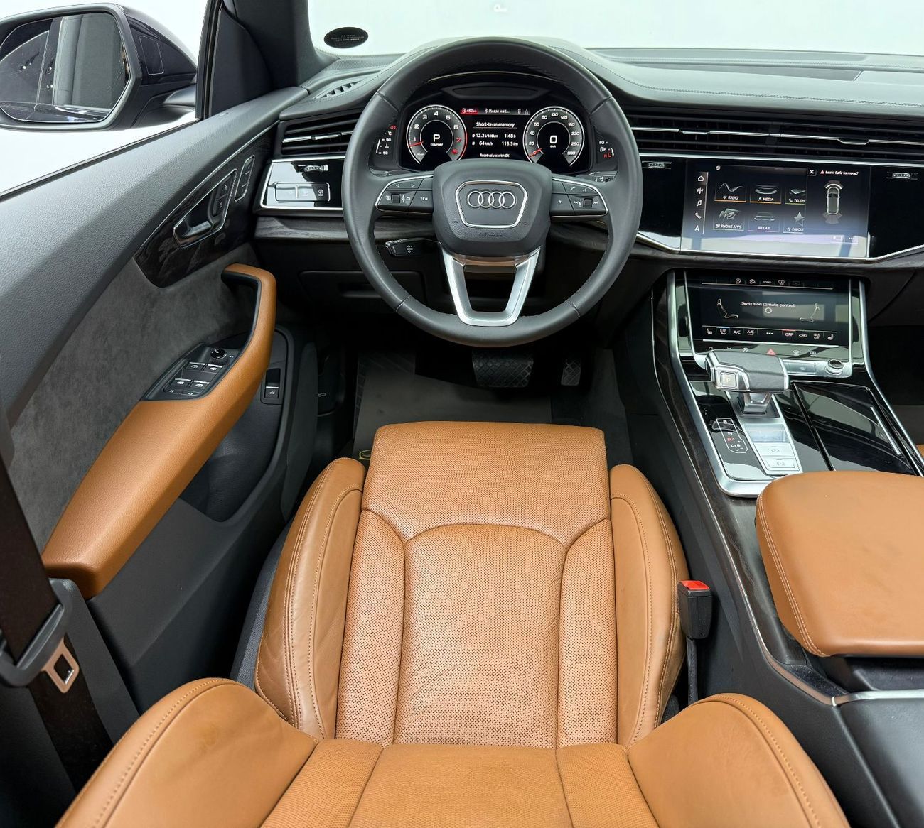 Audi Q8 55 TFSI quattro S-Line 3.0L (340 HP) 2021 Audi Q8 55 TFSI Quattro S-Line, Warranty, Full Audi Servic