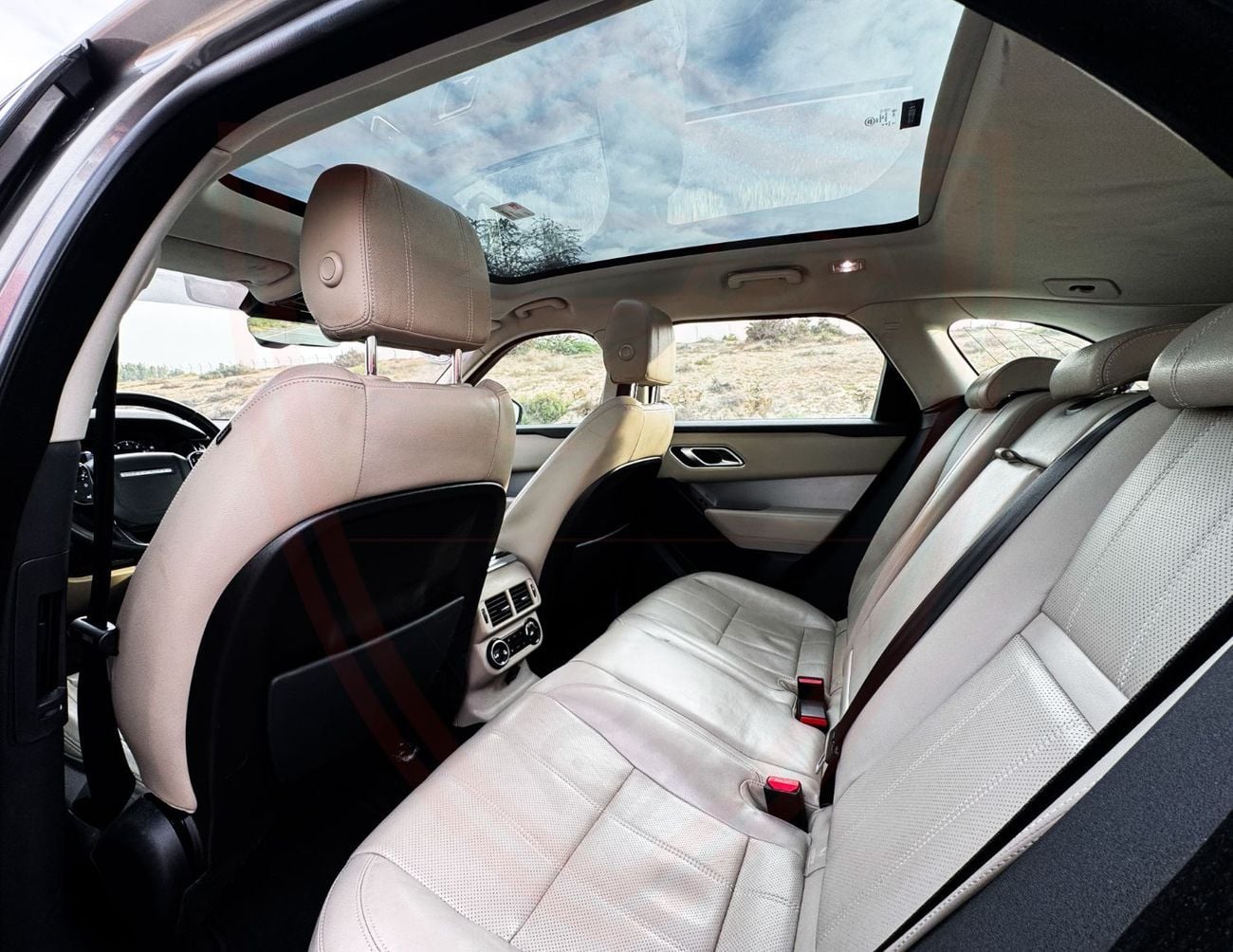 لاند روفر رينج روفر فيلار رينج روفر فيلار | 2.0 لتر | 2019 | خليجية | خالية من الحوادث | بحالة ممتازة | 1380 شهرياً