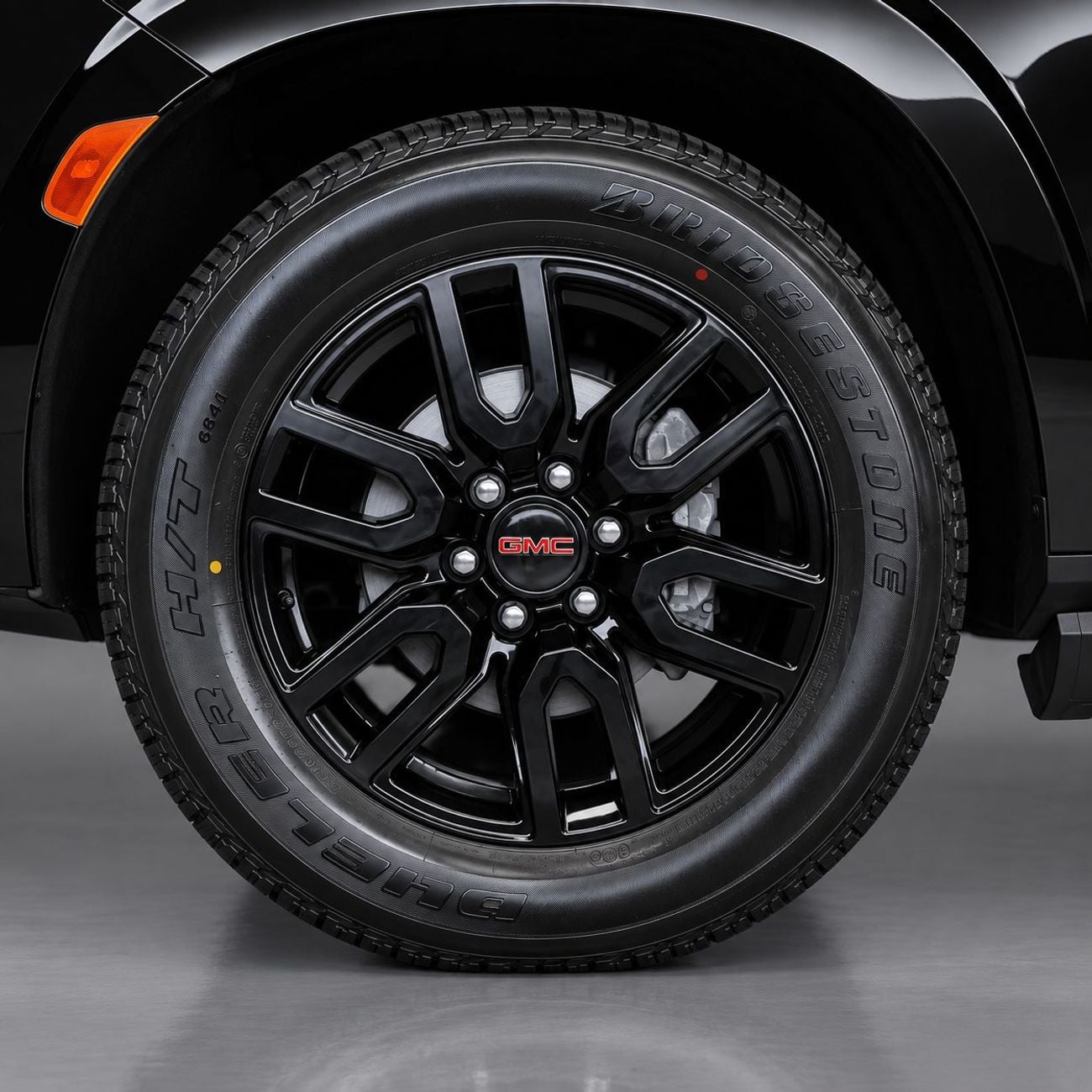 GMC Yukon AT4 — фото 5