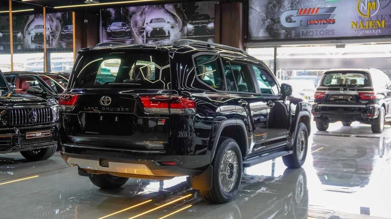 Toyota Land Cruiser GR Sport 3.5 L V6 Twin Turbo