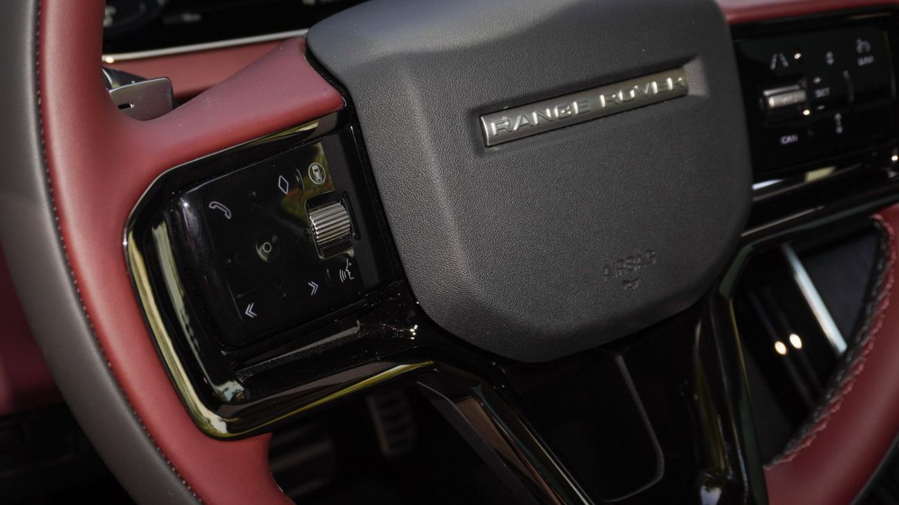 Land Rover Range Rover Evoque SE P250 DYNAMIC 2025!! FIVE YEARS WARRANTY!! THREE YEARS SERVICE CONTRACT