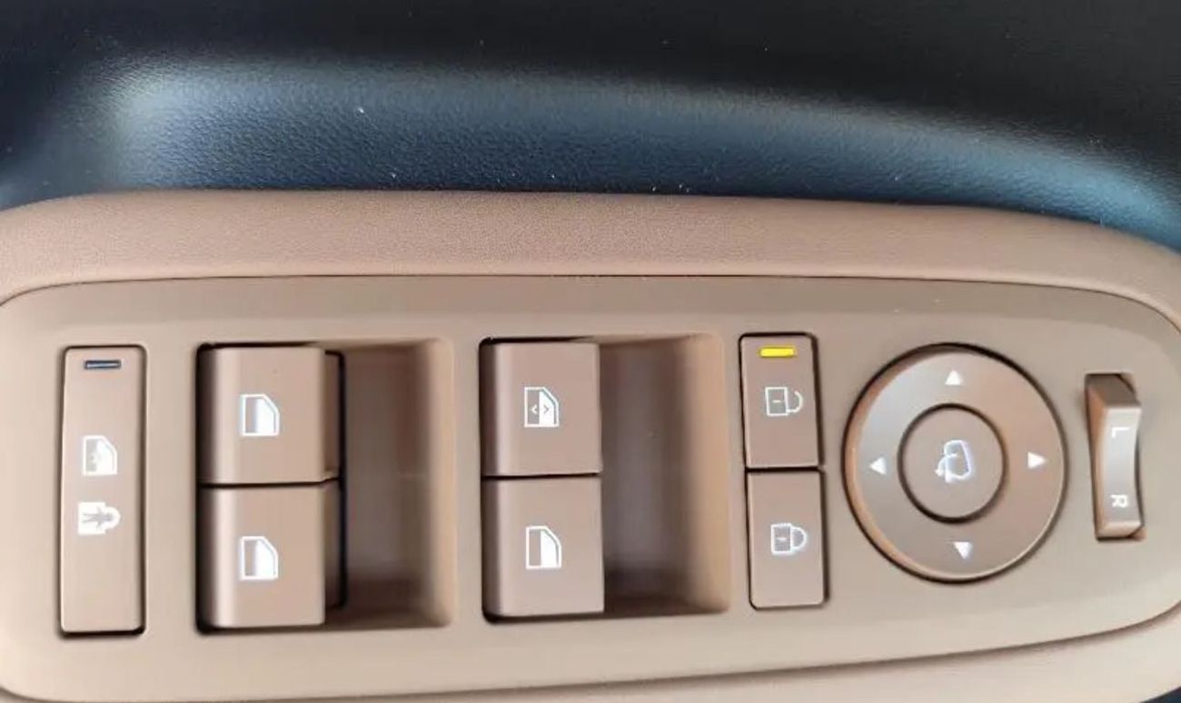 Hyundai Santa Fe GL Panorama 2.4L GL Panorama 2.5L