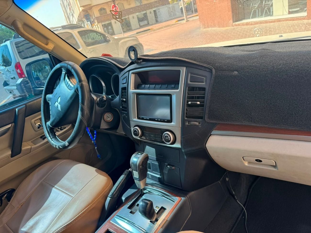 ميتسوبيشي باجيرو GLS HIGHLINE