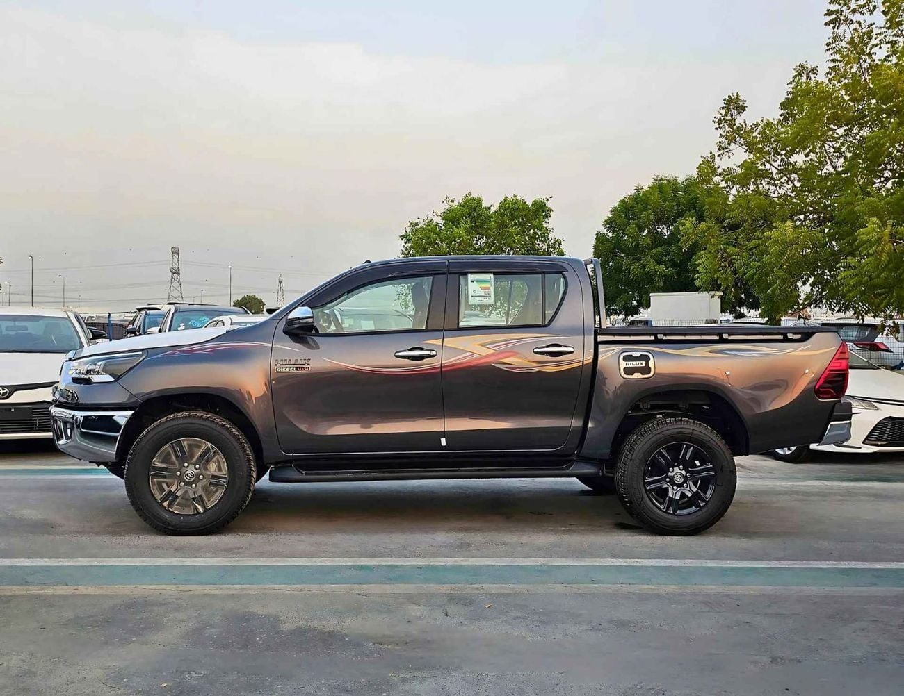Toyota Hilux SR5 WIDE BODY / DOUBLE CABIN / 2.4L DIESEL A/T 4WD / BLIND SPOT / OVER FENDER / DIFF LOCK (CODE#HDAH