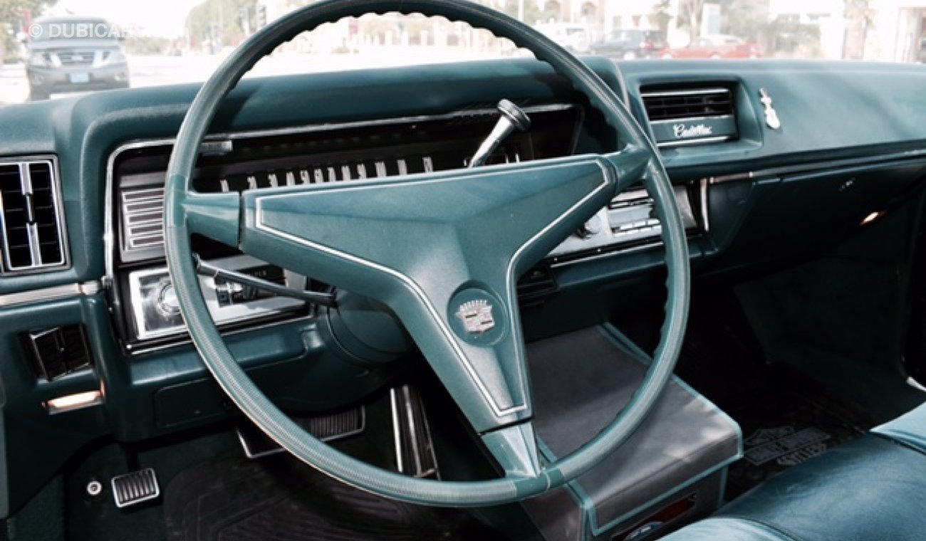 Cadillac Coupe Deville