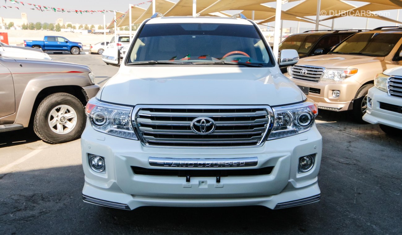 Toyota Land Cruiser VXR V8 5.7