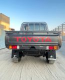تويوتا لاند كروزر بيك آب RIGHT HAND DRIVE 4.5 1 VD ONLY FOR EXPORT