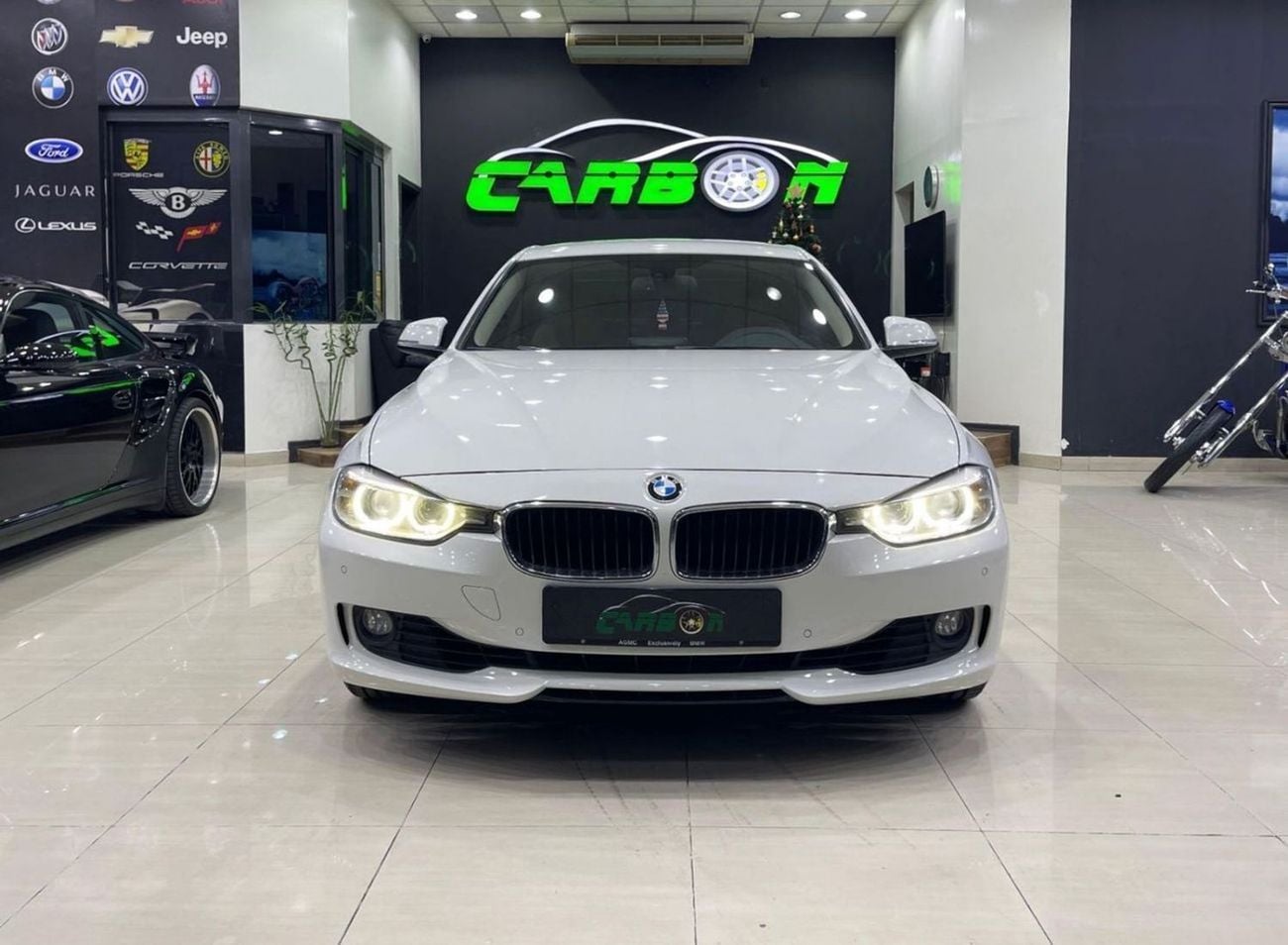 بي أم دبليو 320 FULL OPTIONS Exclusive 2.0L BMW 3 Series 320 2014