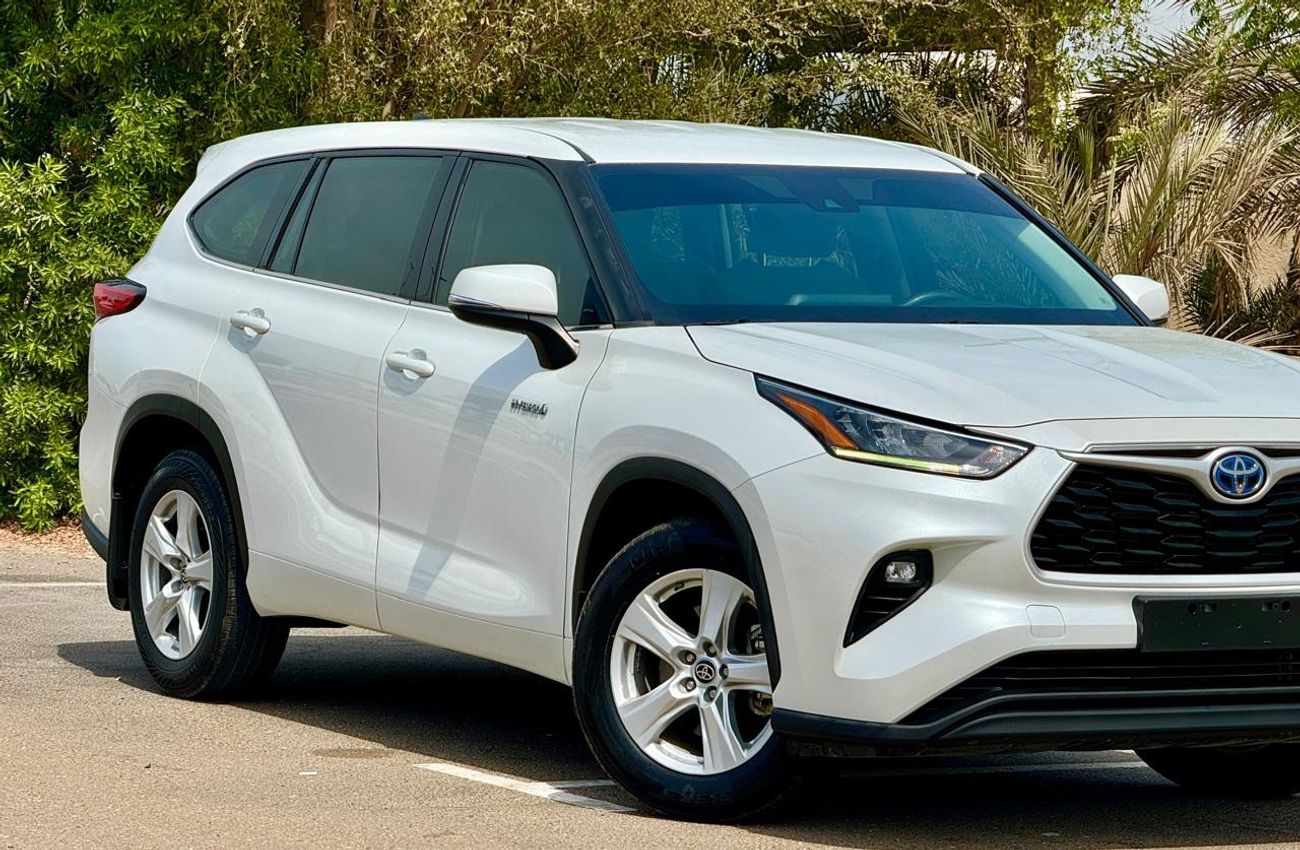 تويوتا هايلاندر LE HEV 2.5L 2022 HYBRID 2.5L GCC (1699/-MONTHLY)