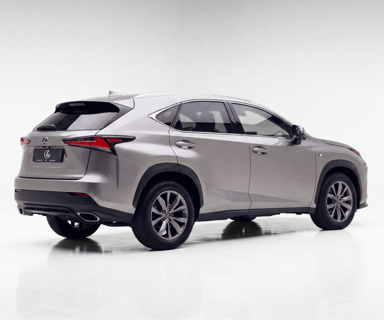 Lexus NX300 F-SPORT PLATINUM 300 2.0