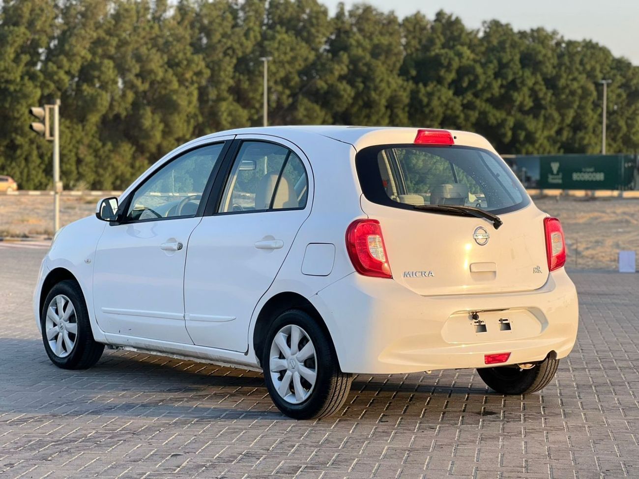 Nissan Micra SV 1.5L (100 HP)