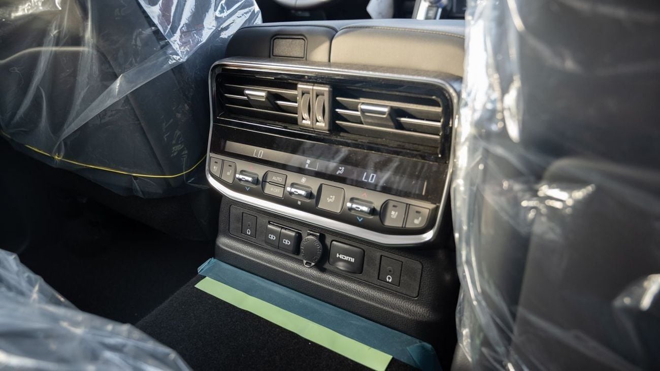 Toyota Land Cruiser VXR 3.5L