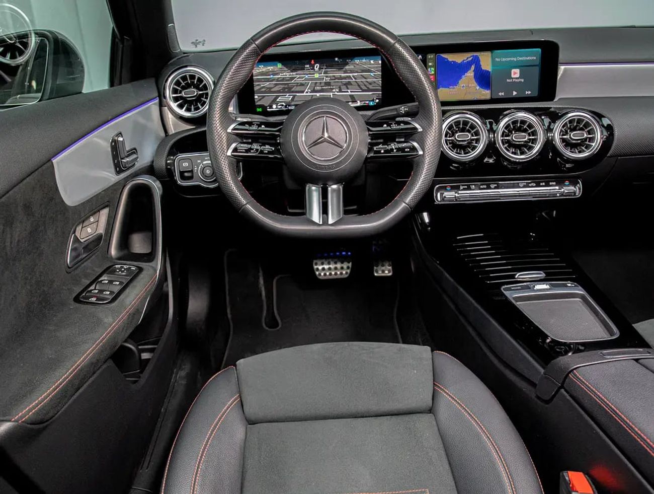 مرسيدس بنز A 200 AMG