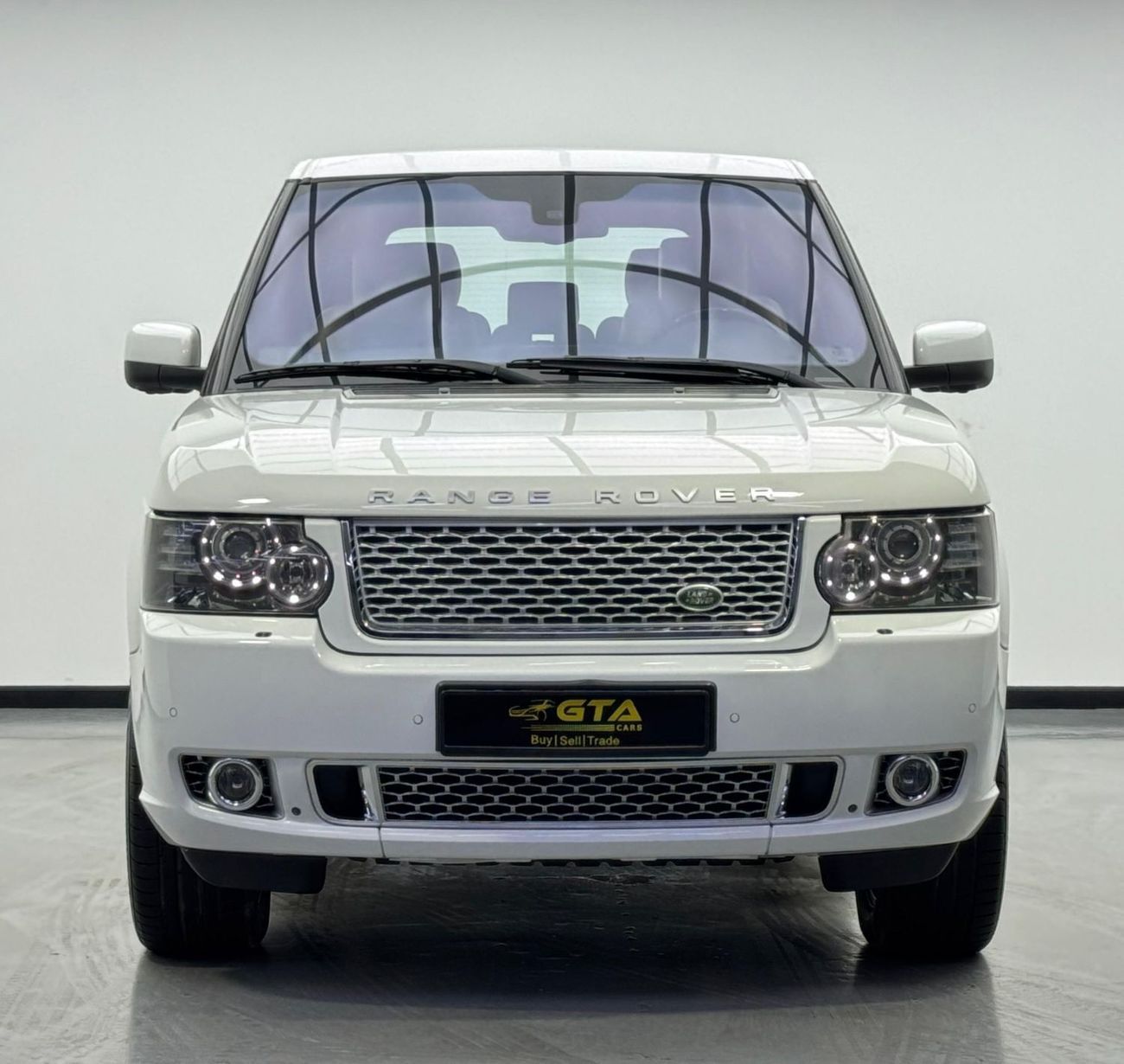 Land Rover Range Rover Vogue 5.0L 2011 Range Rover Vogue Autobiography Supercharged, Service History, Excellent Condition, 