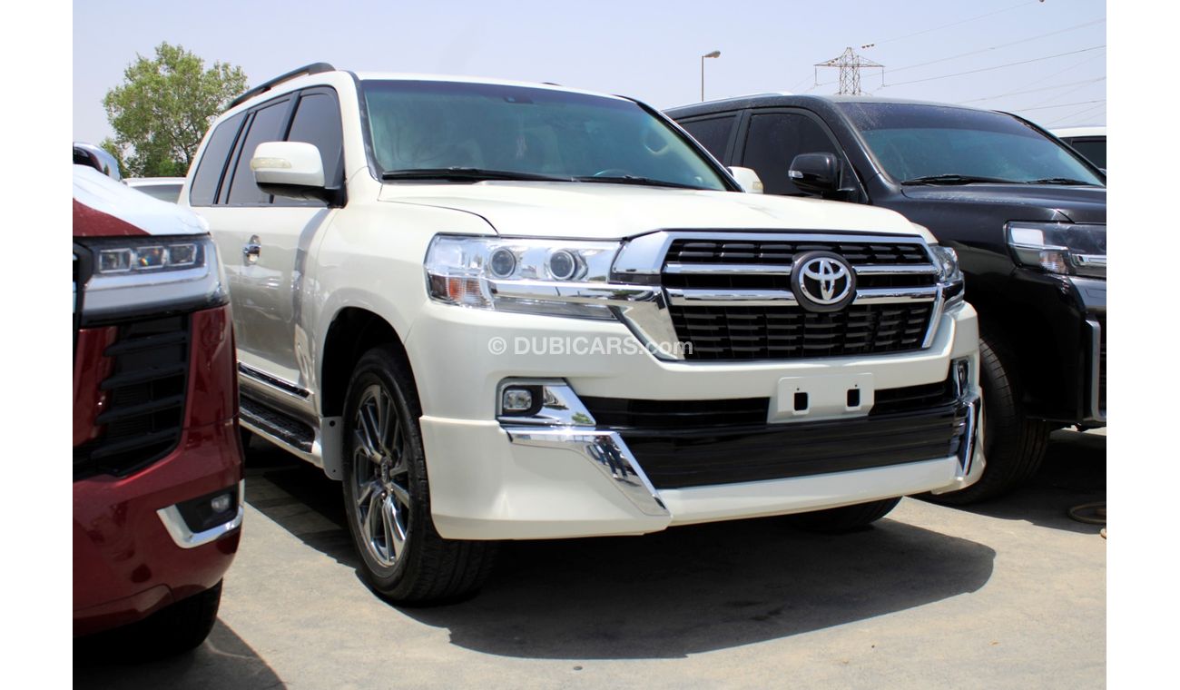 Toyota Land Cruiser 5.7L , VXR FULL V8 20 SHP 2010 WHITE ( LOT # 980)